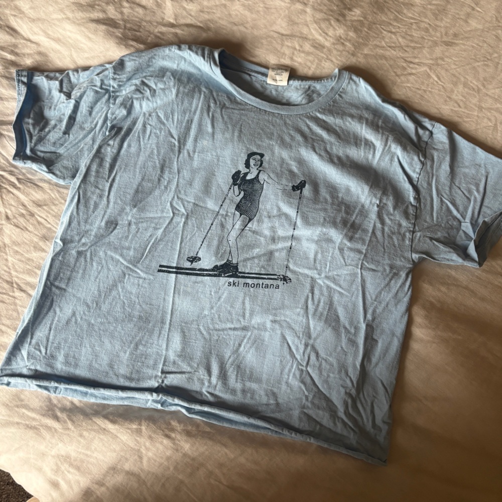 Ski Montana Cropped Baby Blue T Shirt Size Large - Picture 7 of 8
